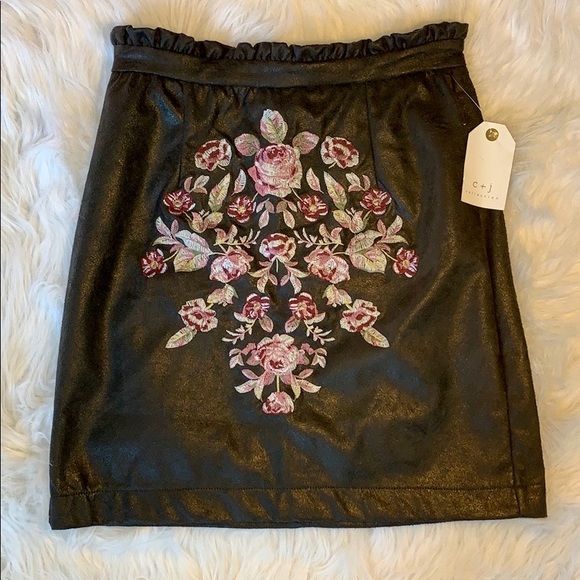 c+j collection Floral Skirt! - Picture 1 of 8